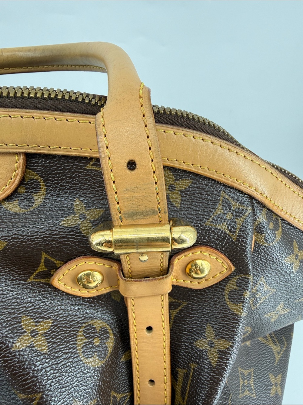 Louis Vuitton Tivoli GM Monogram Canvas Handle Bag - Picture 7 of 14
